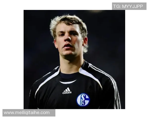 诺伊尔：守护球门的传奇门将与他的足球人生探索